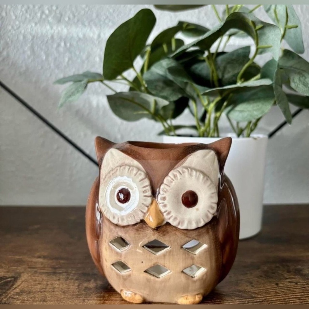 Brown Ceramic Owl Candle Holder - Decorative Accent